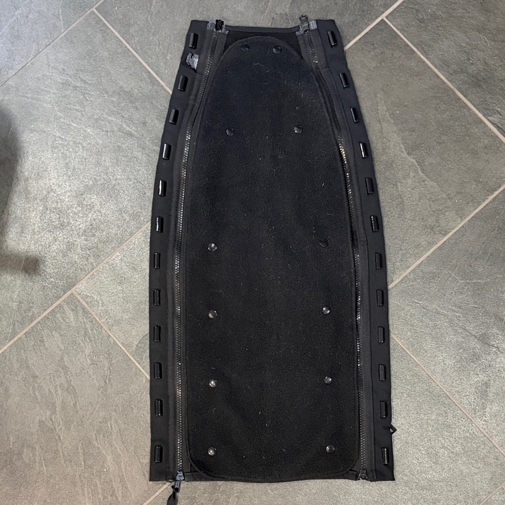 Make My Belly Fit Universal Jacket Extender (Maternity / Babywearing) - Picture 5 of 5